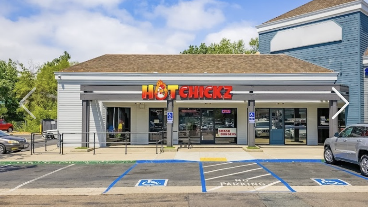 This Hot Chicken Restaurant Looks Great - Until You Notice The Age